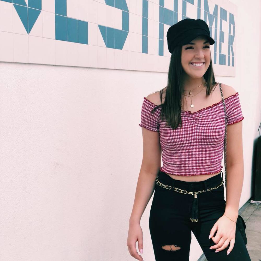 Meet your Posher, Bailey